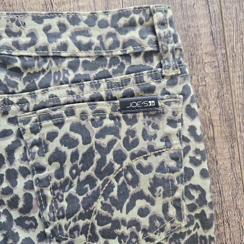 Joes Jeans Girls Size 12 Leopard Print Denim Shorts Olive Green Raw Hem Cut Off - Picture 4 of 5